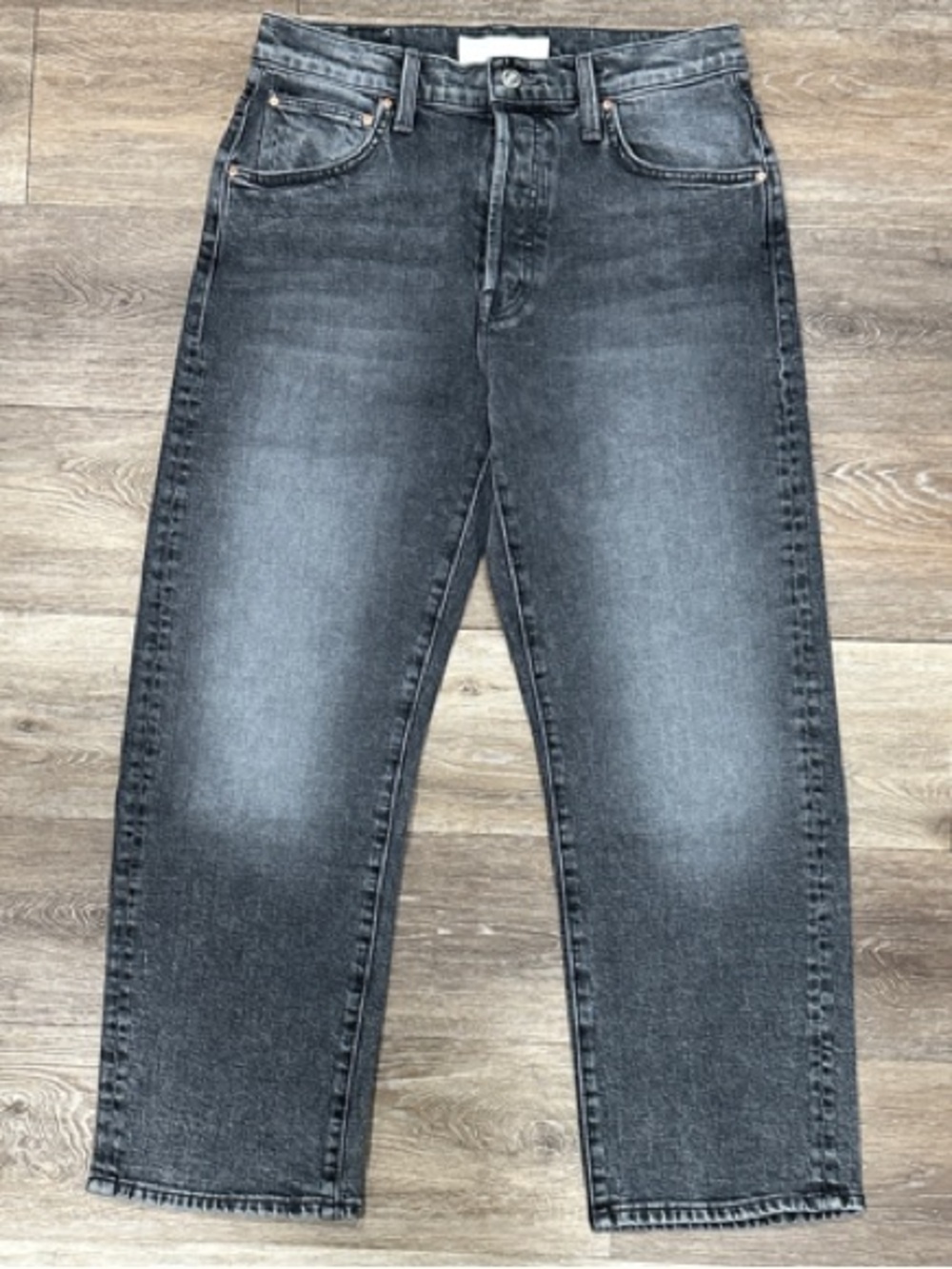 MOTHER The Ditcher Washed Gray Cropped Jeans